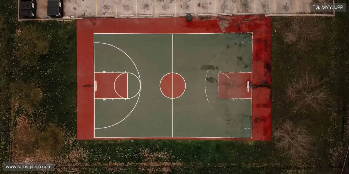 真人游戏真人互动:与发牌员聊天互动,增添游戏人情味